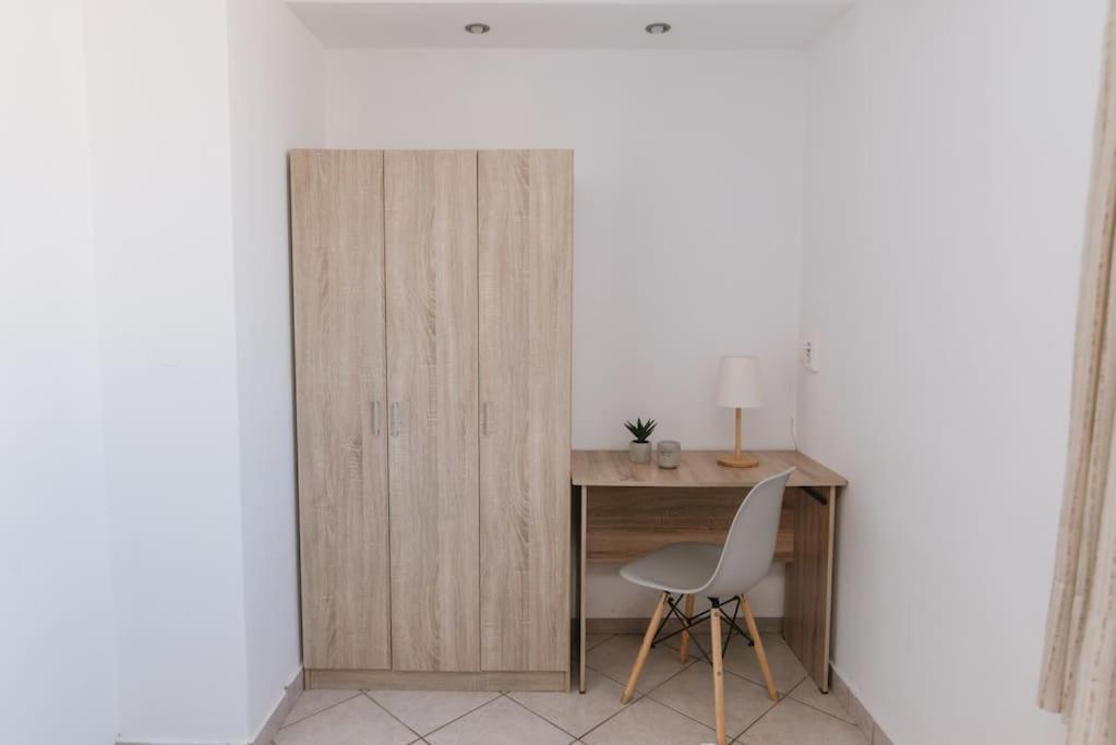 Sunny Apartment For Couples & Friends In Centre 伊拉克利翁 外观 照片
