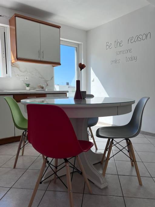 Sunny Apartment For Couples & Friends In Centre 伊拉克利翁 外观 照片