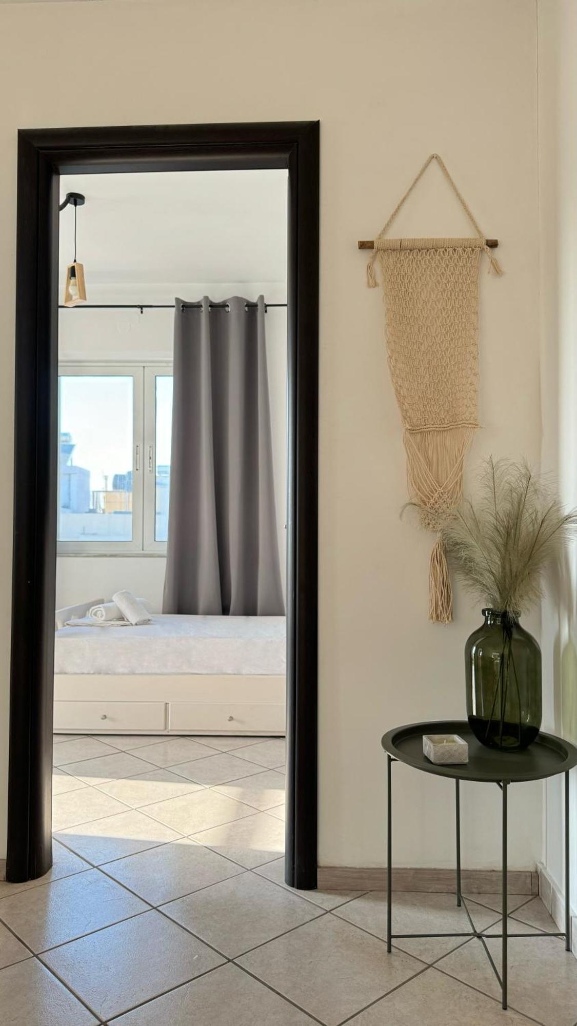 Sunny Apartment For Couples & Friends In Centre 伊拉克利翁 外观 照片