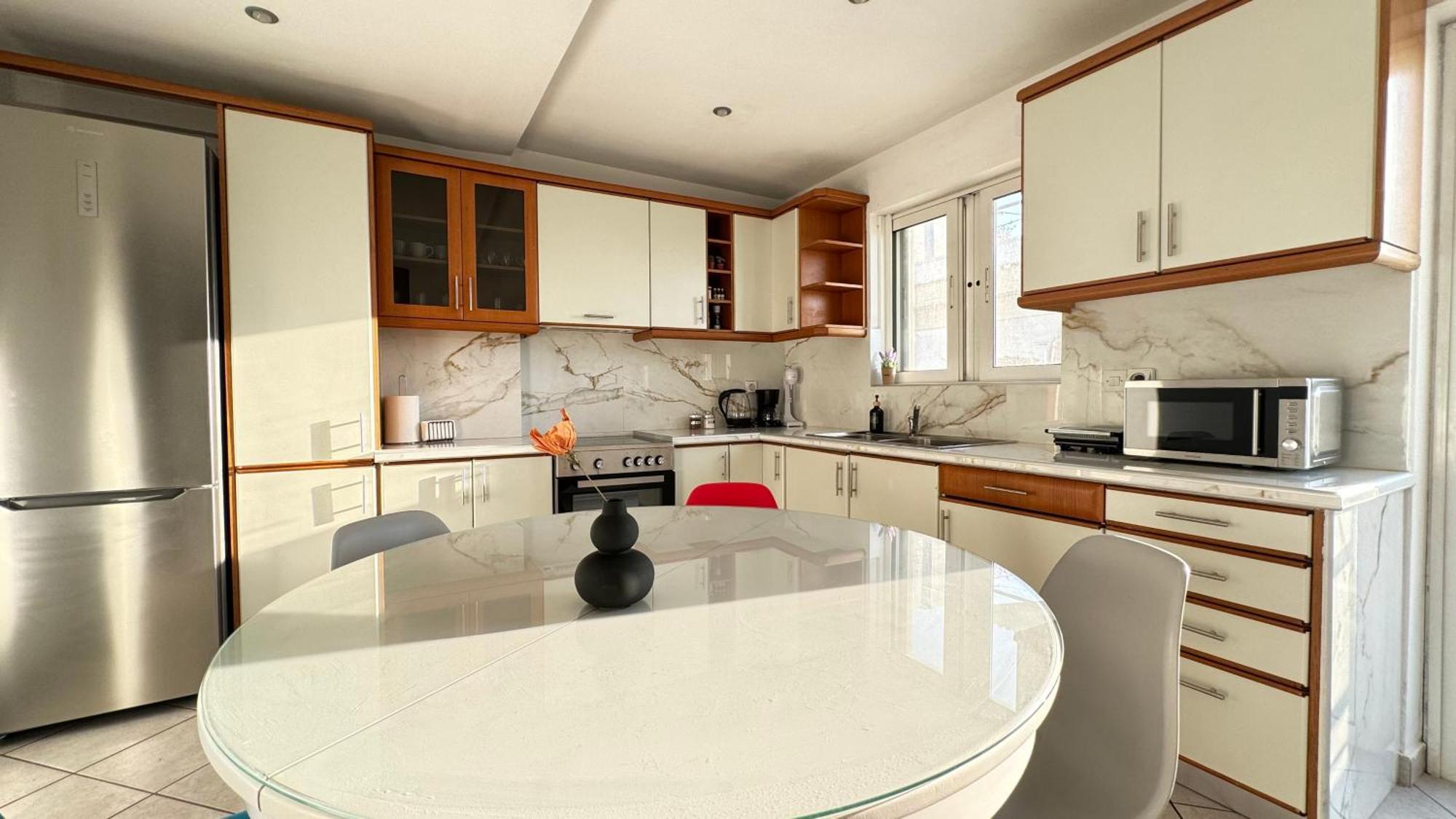 Sunny Apartment For Couples & Friends In Centre 伊拉克利翁 外观 照片